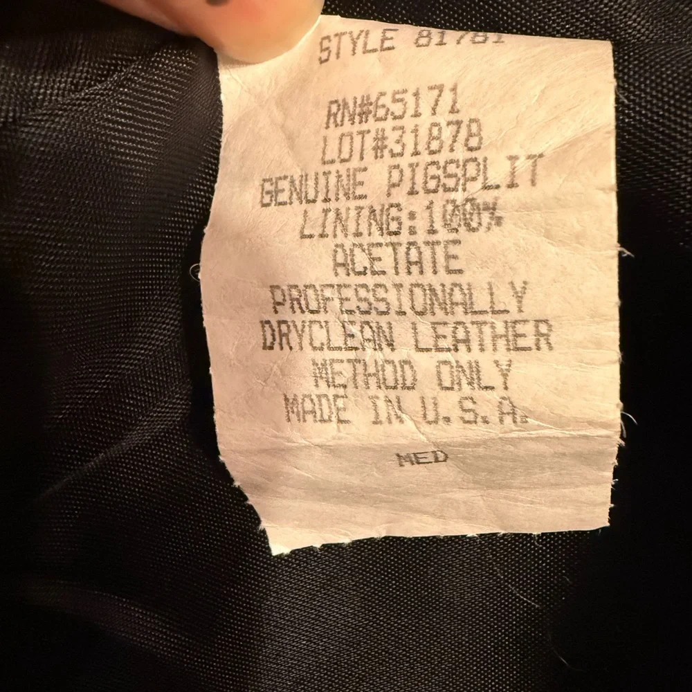 Women's Red Frontier Collection Leather Jacket - Picture 8 of 8